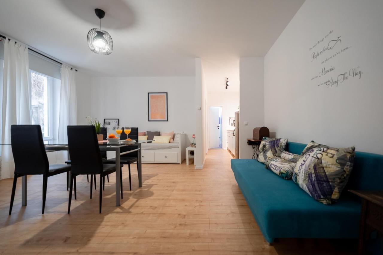 Apartment Brandesa กอร์จูลา ภายนอก รูปภาพ